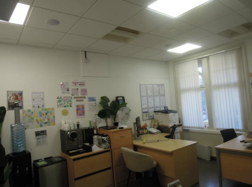 SUITE OF ROOMS FOR RENT OR CAN BE SEPERATED, SUITABLE FOR DENTISTRY OR PRIVATE DOCTORS OR THERAPY.