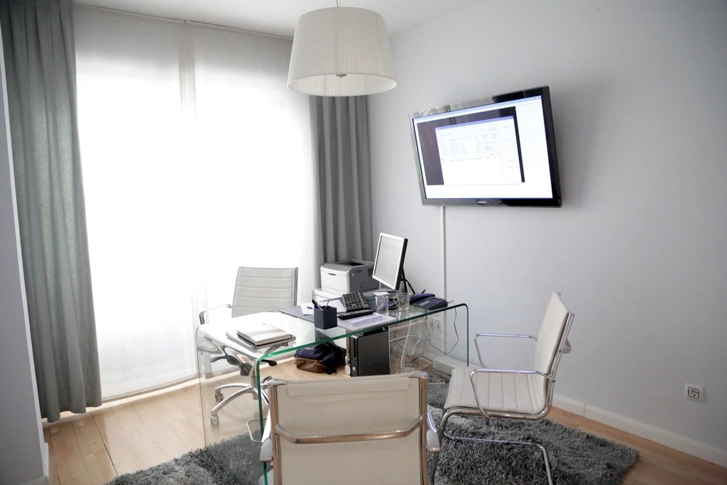 Consulting Room to Hire, Hartshill, Stoke-on-Trent