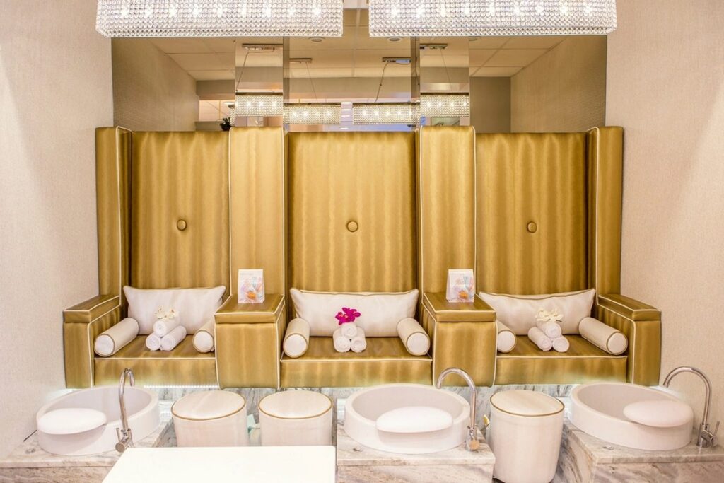 Beauty and Nail Room to Rent Swansea City Centre Beauty and Nail Room to Rent Swansea City Centre