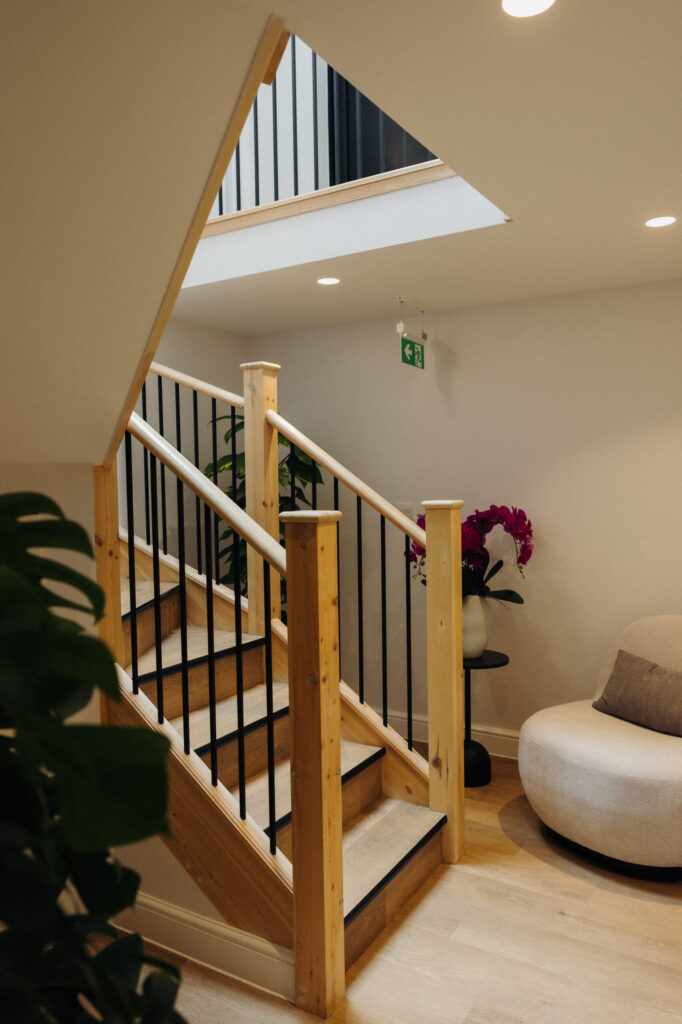 Treatment room for rent in Central London