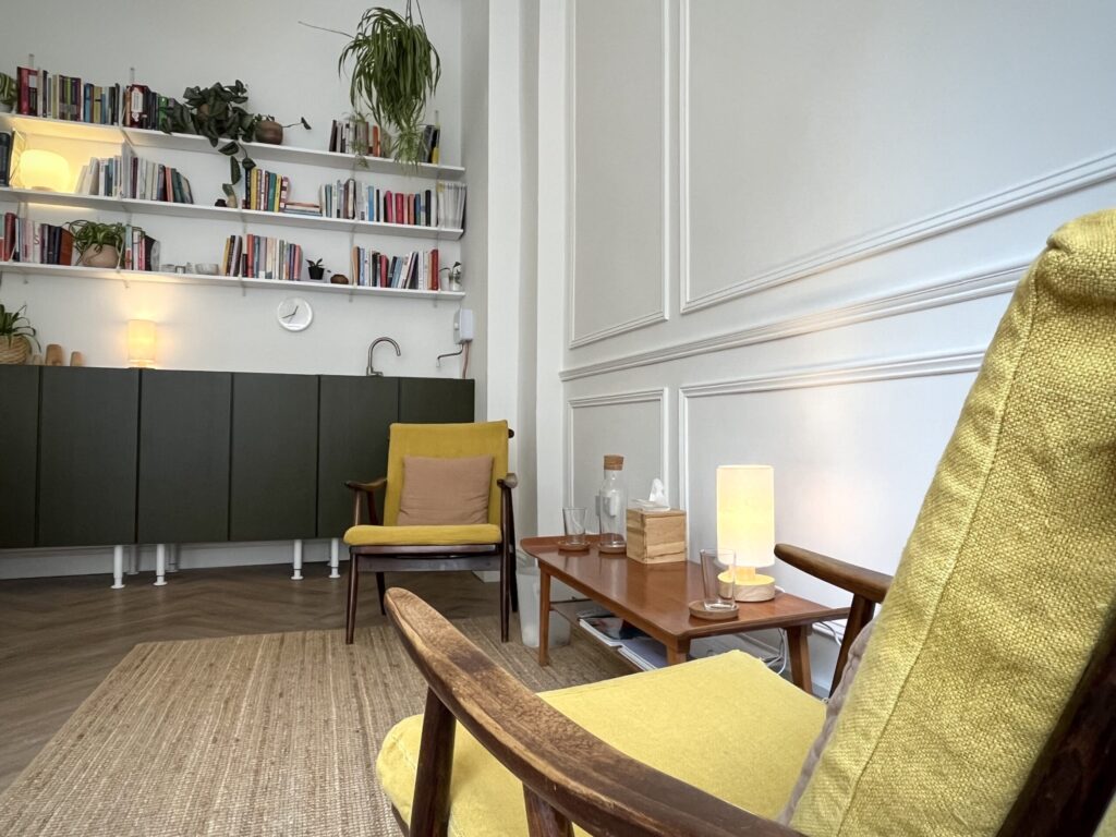 Welcoming Therapy Room to Rent | Cathcart, Glasgow Southside