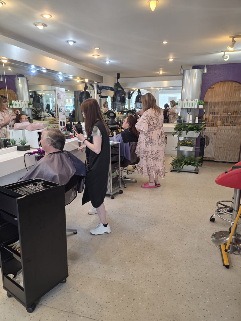 Hairdresser Chair to Rent – Specialist Salon, Shrewsbury (Meole Brace)